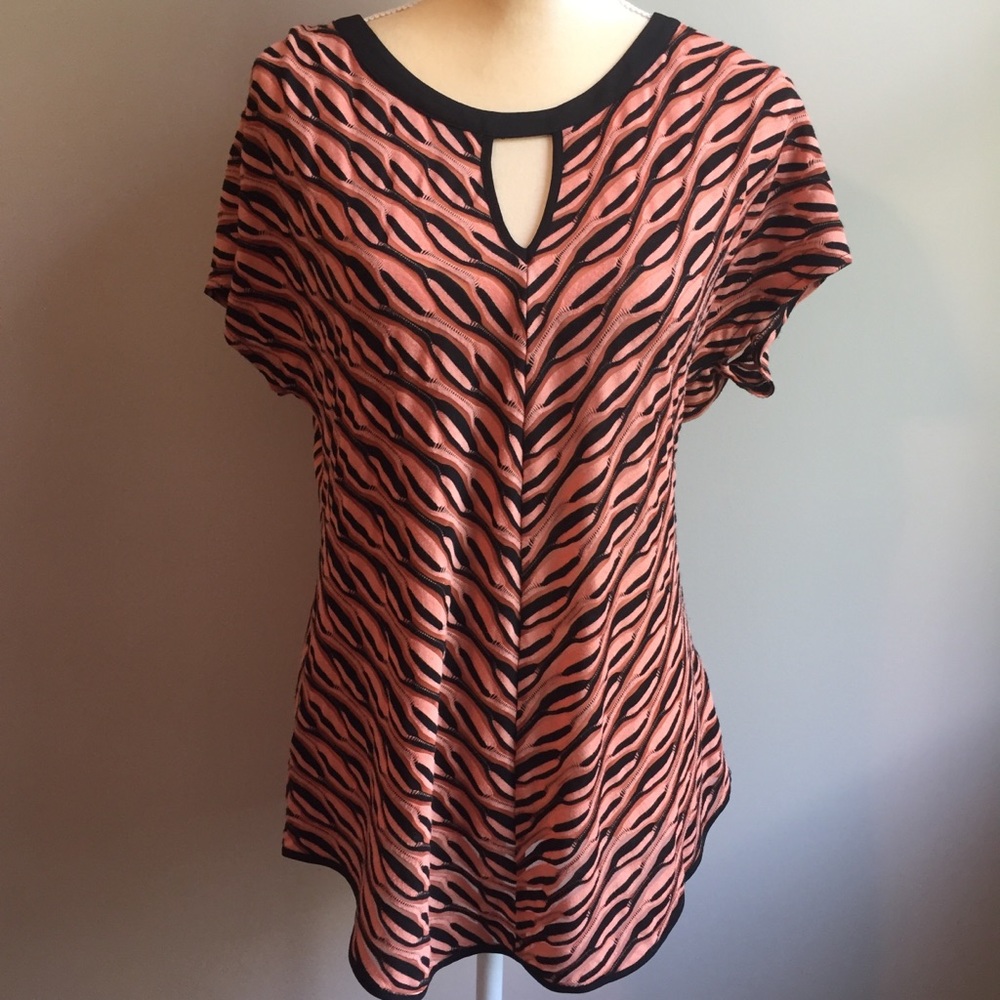 5/$25! Eci tunic top size large